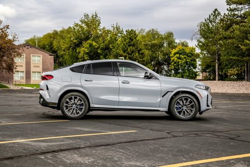 New 2026 BMW X6 M60i image 6