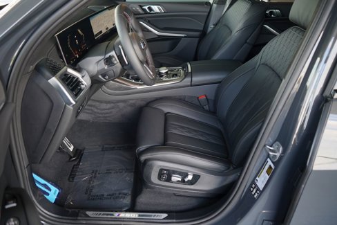 New 2026 BMW X7 M60i image 10