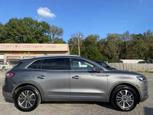 Used 2023 Lincoln Nautilus AWD w/ Premium Package image 4