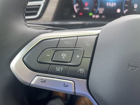 New 2026 Volkswagen Atlas SEL Premium R-Line image 23