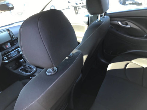 Used 2018 Hyundai Elantra GT image 19