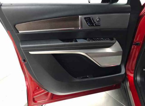 New 2026 Cadillac Vistiq Sport w/ LPO, Floor Liner Package image 10