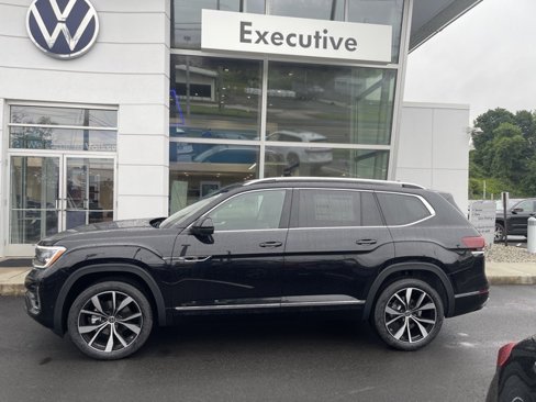 New 2025 Volkswagen Atlas SEL Premium R-Line image 2