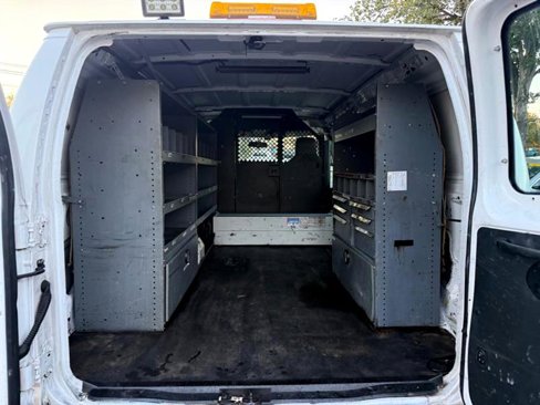 Used 2014 Ford E-150 and Econoline 150 w/ Power Group image 23