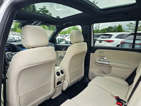 New 2026 Mercedes-Benz GLB 250 4MATIC image 24