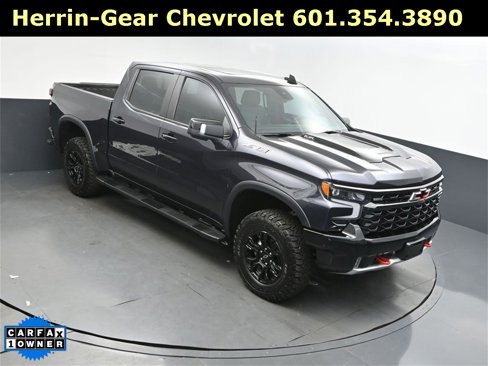 Used 2023 Chevrolet Silverado 1500 ZR2 w/ Technology Package image 38