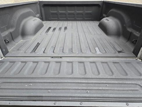 Used 2019 RAM 1500 Big Horn image 16