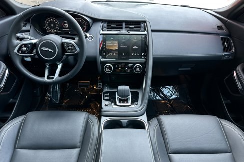 Used 2024 Jaguar E-PACE R-Dynamic SE image 14