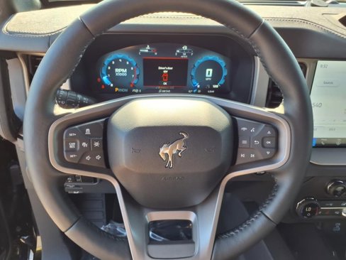 New 2025 Ford Bronco Outer Banks image 12