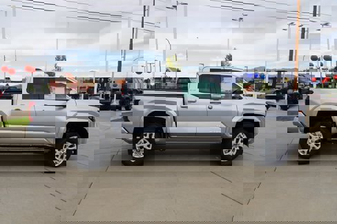 New 2025 Toyota Tacoma SR5 image 9