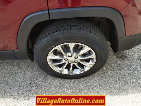 Used 2021 Jeep Cherokee Latitude Plus image 10