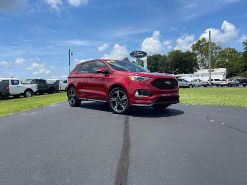 Certified 2023 Ford Edge ST image 3
