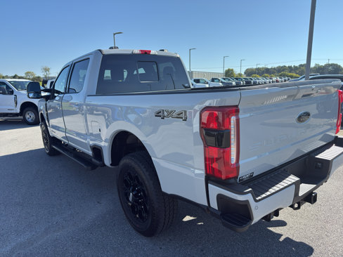 New 2026 Ford F250 Lariat w/ Black Appearance Package image 7