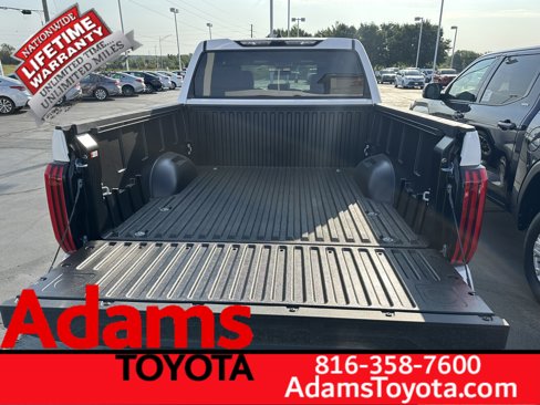 New 2026 Toyota Tundra SR5 image 7
