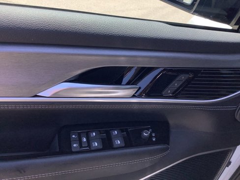 New 2025 Jeep Wagoneer Series II image 22