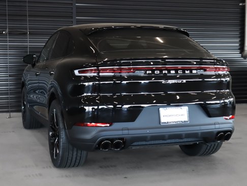New 2025 Porsche Cayenne S image 3