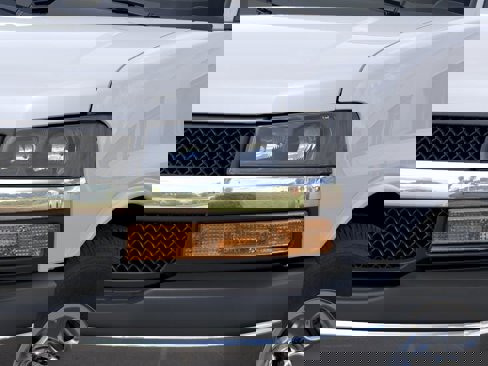 New 2025 Chevrolet Express 3500 LT image 10