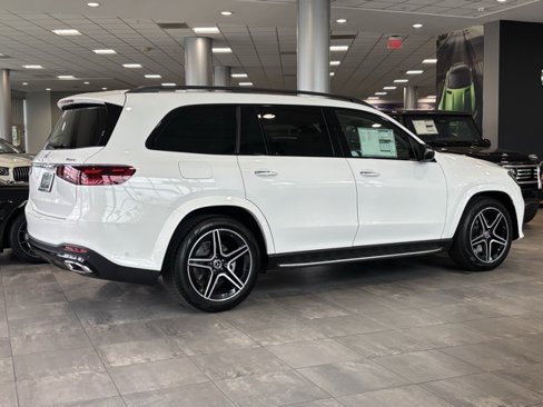 New 2026 Mercedes-Benz GLS 450 4MATIC image 4