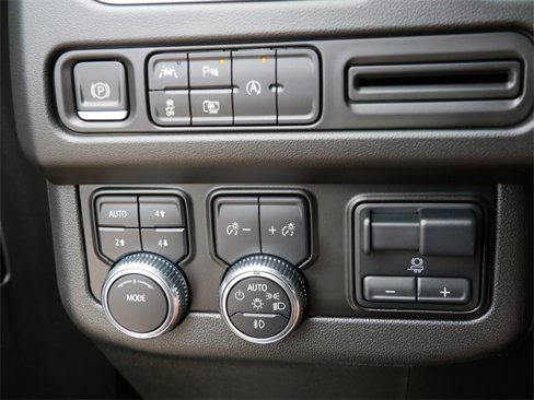 Used 2023 GMC Yukon XL SLT image 21