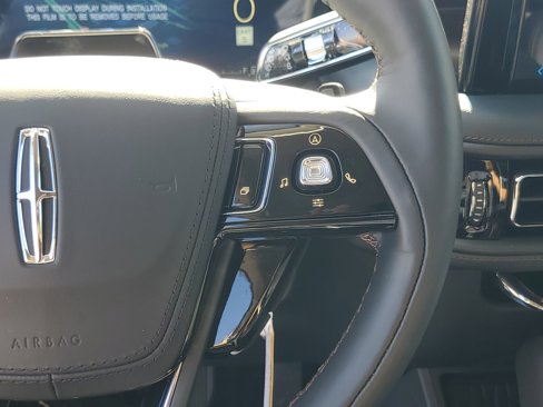 New 2025 Lincoln Aviator Reserve w/ Equipment Group 201A image 18