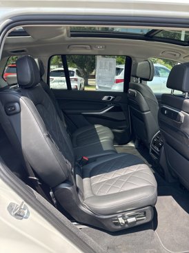 Used 2024 BMW X7 xDrive40i image 26
