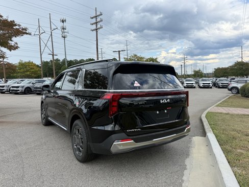 New 2026 Kia Carnival SX image 4