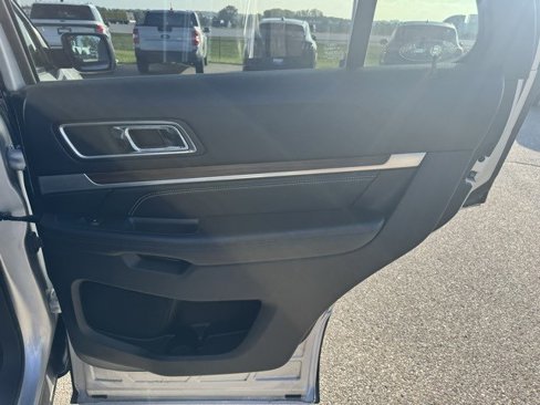 Used 2017 Ford Explorer Limited w/ Equipment Group 301A image 36