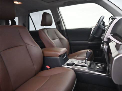 Used 2024 Toyota 4Runner Limited image 23