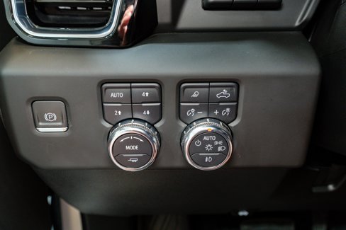 Used 2024 GMC Sierra 2500 Denali Ultimate image 35