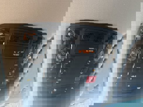 New 2026 Kia Carnival LXS image 37