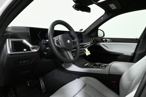 New 2026 BMW X5 xDrive40i w/ M Sport Package image 15