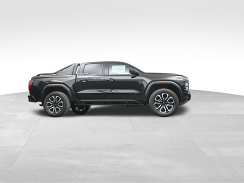 New 2025 GMC Canyon AT4 w/ Nightfall Edition image 40