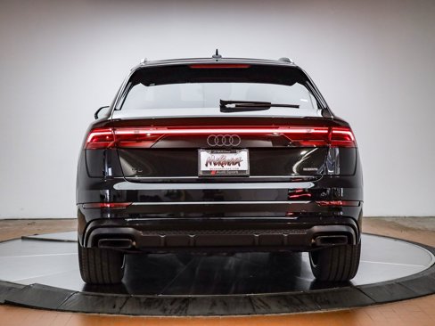 New 2025 Audi Q8 Prestige image 9