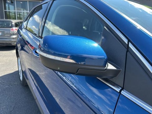 Used 2024 Ford Edge Titanium image 6