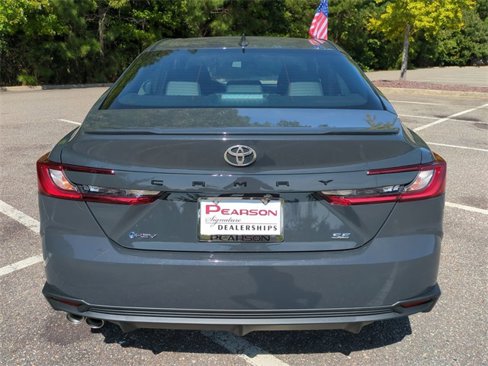 New 2026 Toyota Camry SE image 5
