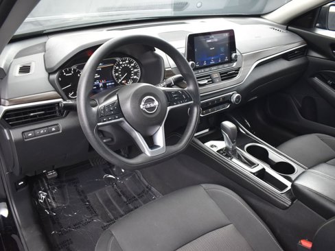 Used 2023 Nissan Altima 2.5 SV image 5