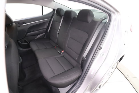 Used 2020 Hyundai Elantra SE w/ Cargo Package (C1) image 18