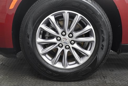 Used 2024 Buick Enclave Premium image 7