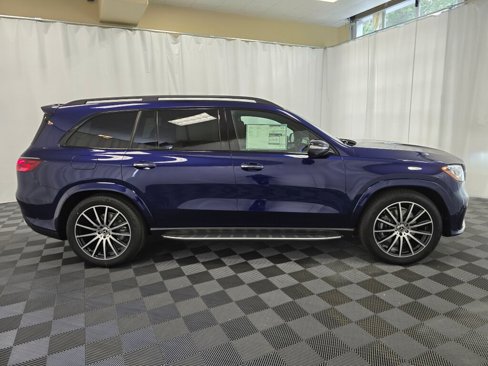 New 2025 Mercedes-Benz GLS 450 4MATIC image 7
