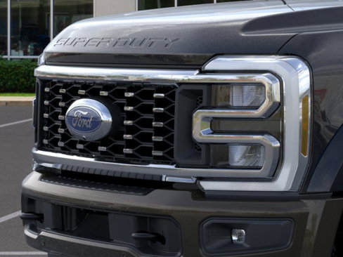 New 2025 Ford F450 King Ranch w/ FX4 Off-Road Package image 17