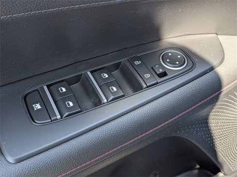 Used 2023 Kia Forte GT image 10