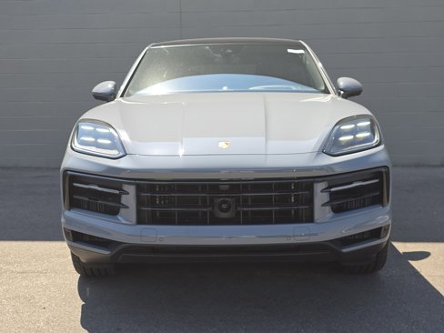 New 2025 Porsche Cayenne S image 6