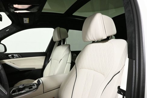 New 2026 BMW X7 xDrive40i w/ Executive Package image 16