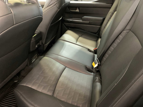 Used 2025 Toyota Tacoma TRD Sport image 5