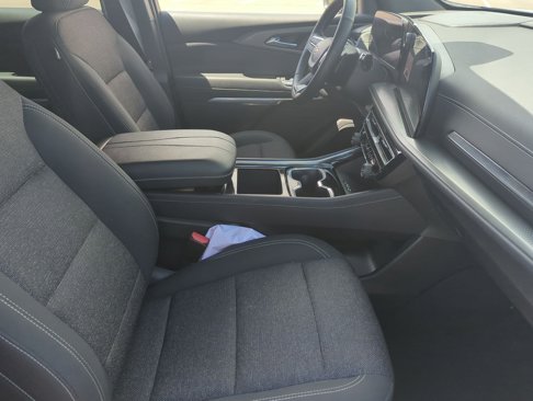 Certified 2025 Chevrolet Traverse LT image 26