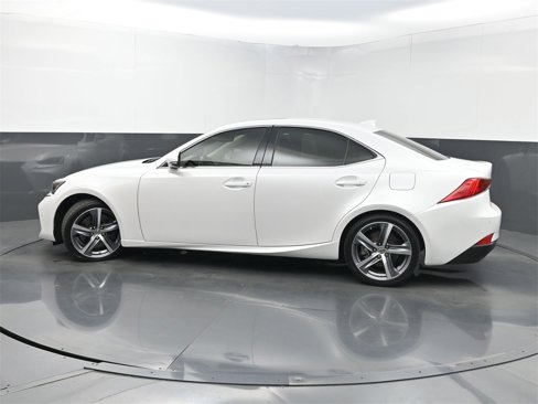 Used 2019 Lexus IS 300 image 42