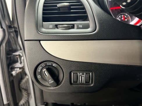Used 2020 Dodge Grand Caravan GT image 18
