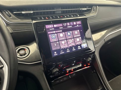 Used 2022 Jeep Grand Cherokee Altitude image 31