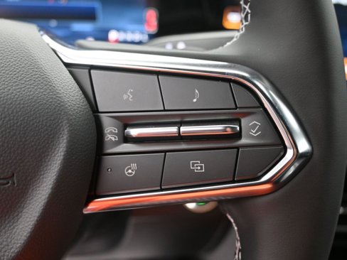 New 2026 Chevrolet Traverse Z71 w/ Driver Confidence Package image 25