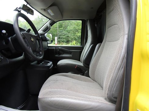 Used 2021 Chevrolet Express 2500 w/ Driver Convenience Package image 12